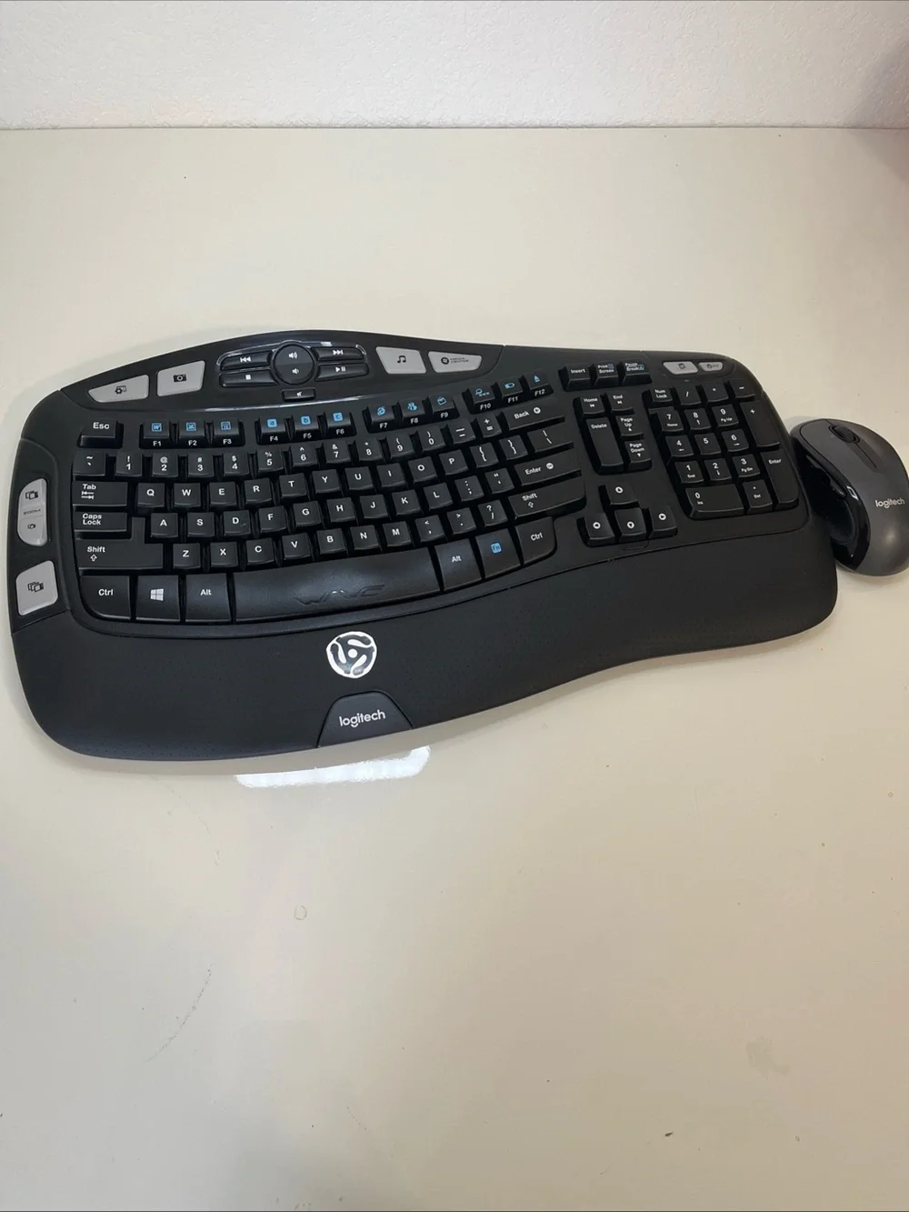 Logitech curved ergonomic